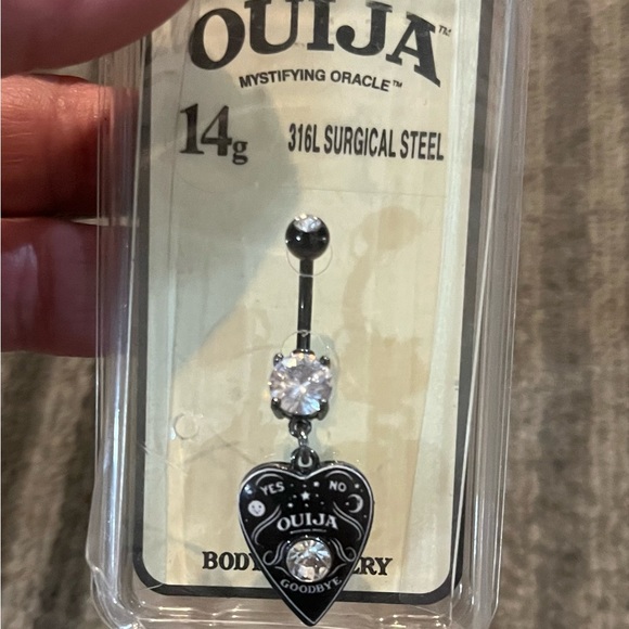 Hot Topic Jewelry - 14g navel ring